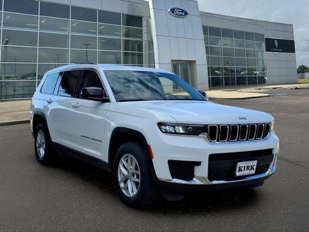 Used 2023 Jeep Grand Cherokee L Laredo SUV