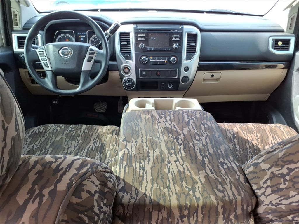 2018 Nissan Titan SV - Photo 12