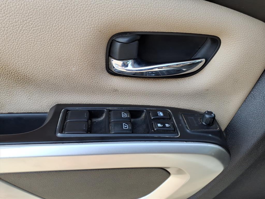 2018 Nissan Titan SV - Photo 13
