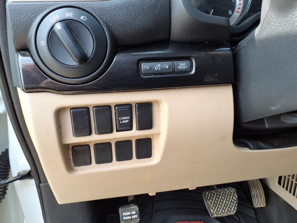 2018 Nissan Titan SV - Photo 16