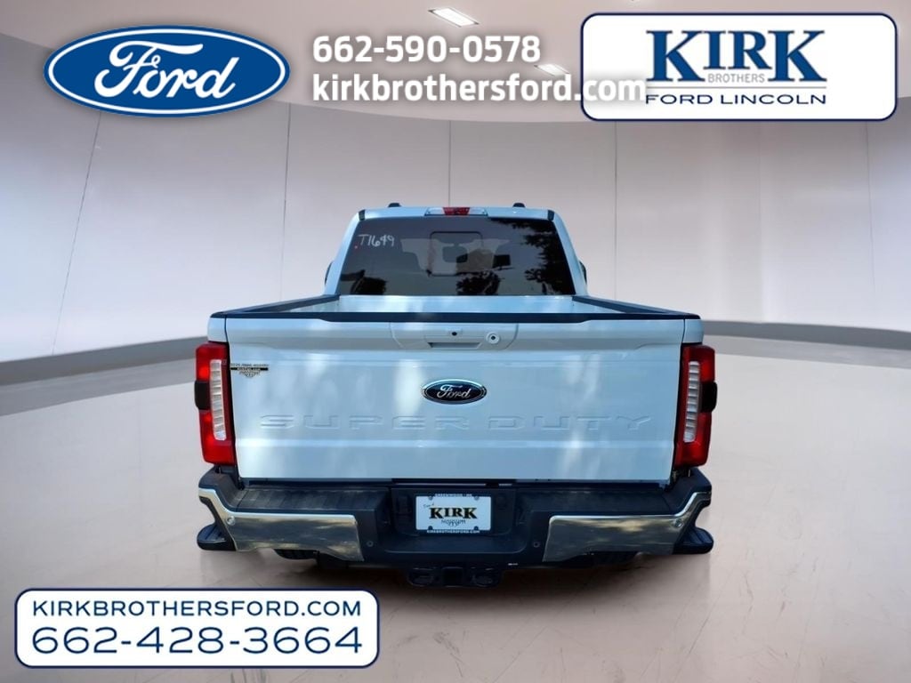 New 2026 Ford F-250 XLT Crew Cab