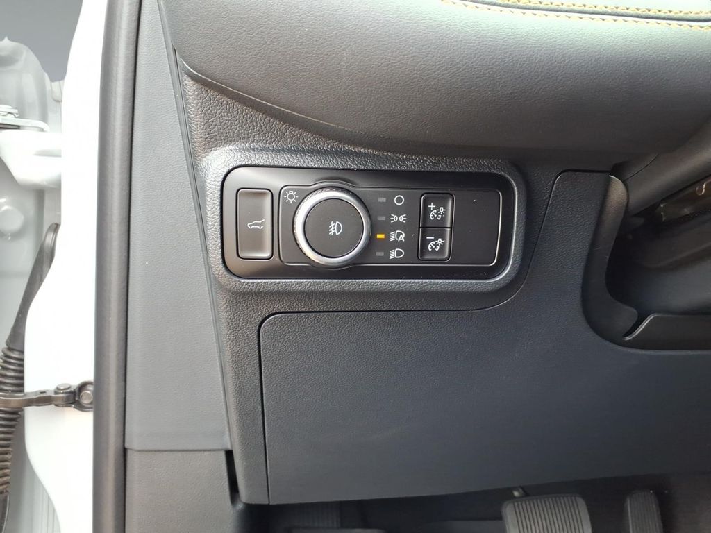 2026 Ford Explorer Tremor - Photo 18