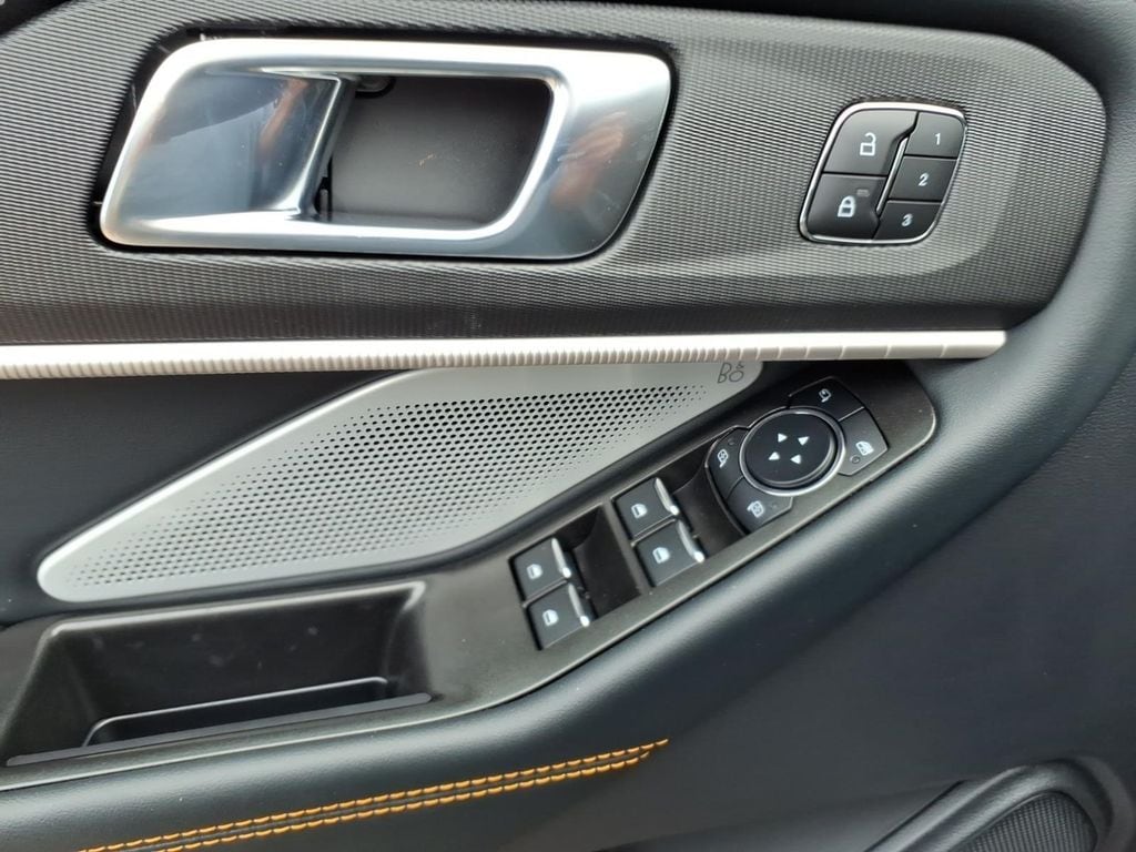 2026 Ford Explorer Tremor - Photo 17