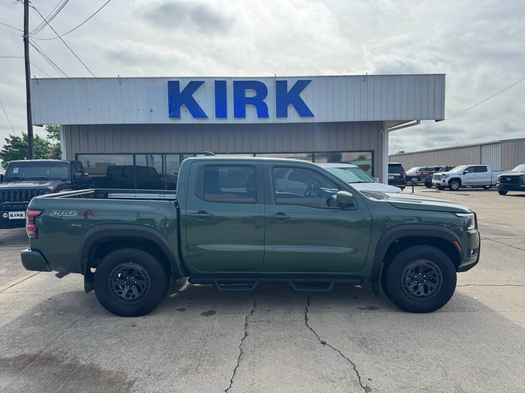 2025 Nissan Frontier PRO-4X - Photo 6