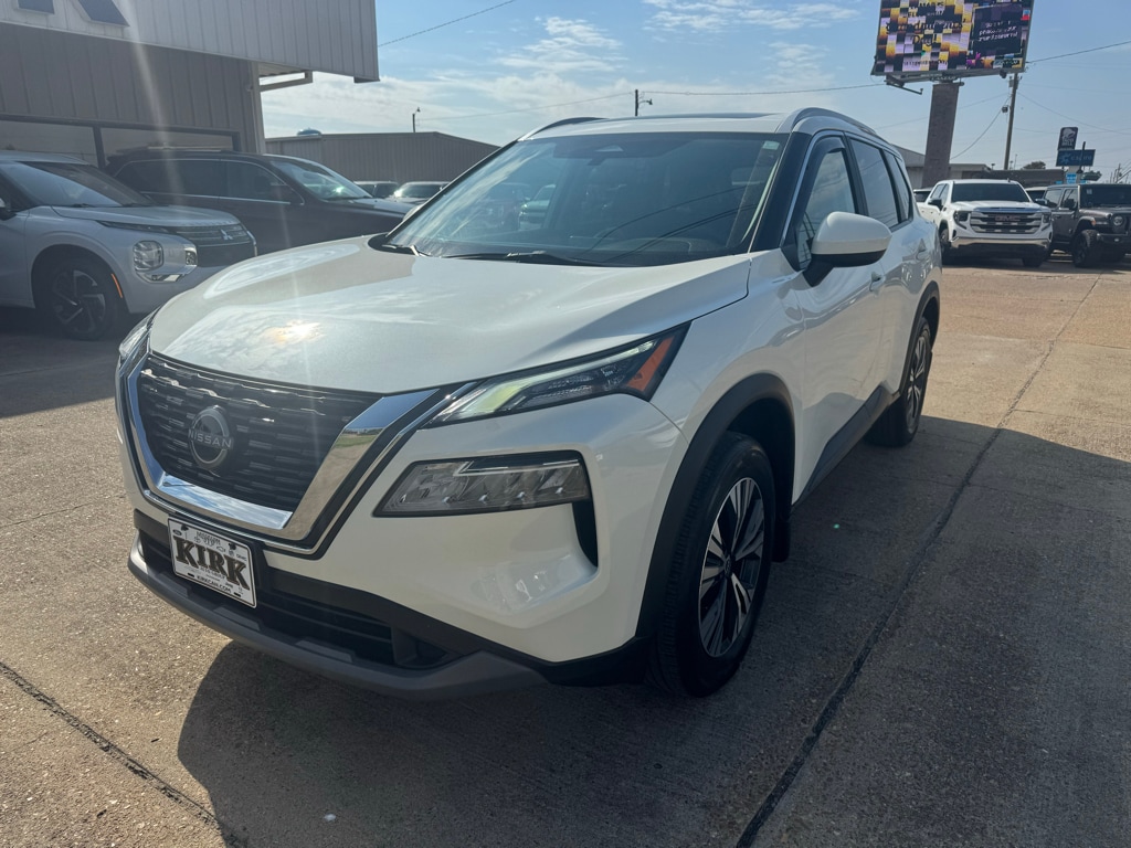 Used 2023 Nissan Rogue SV Sport Utility