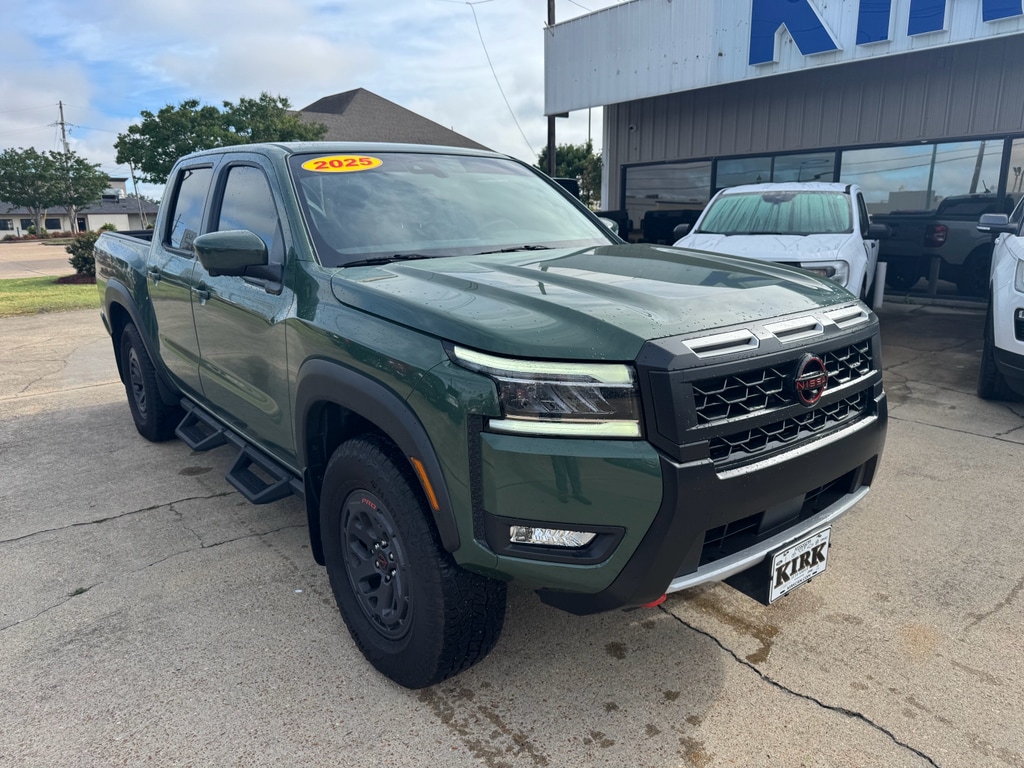 2025 Nissan Frontier PRO-4X - Photo 7