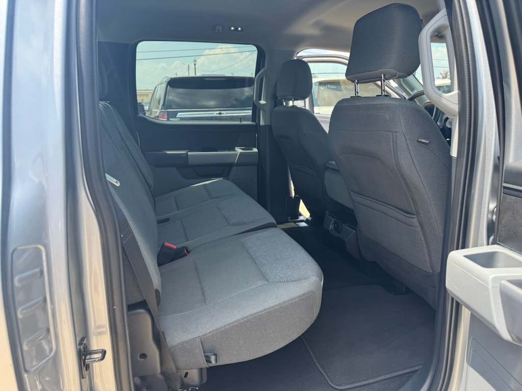 2025 Ford F-150 XLT - Photo 19