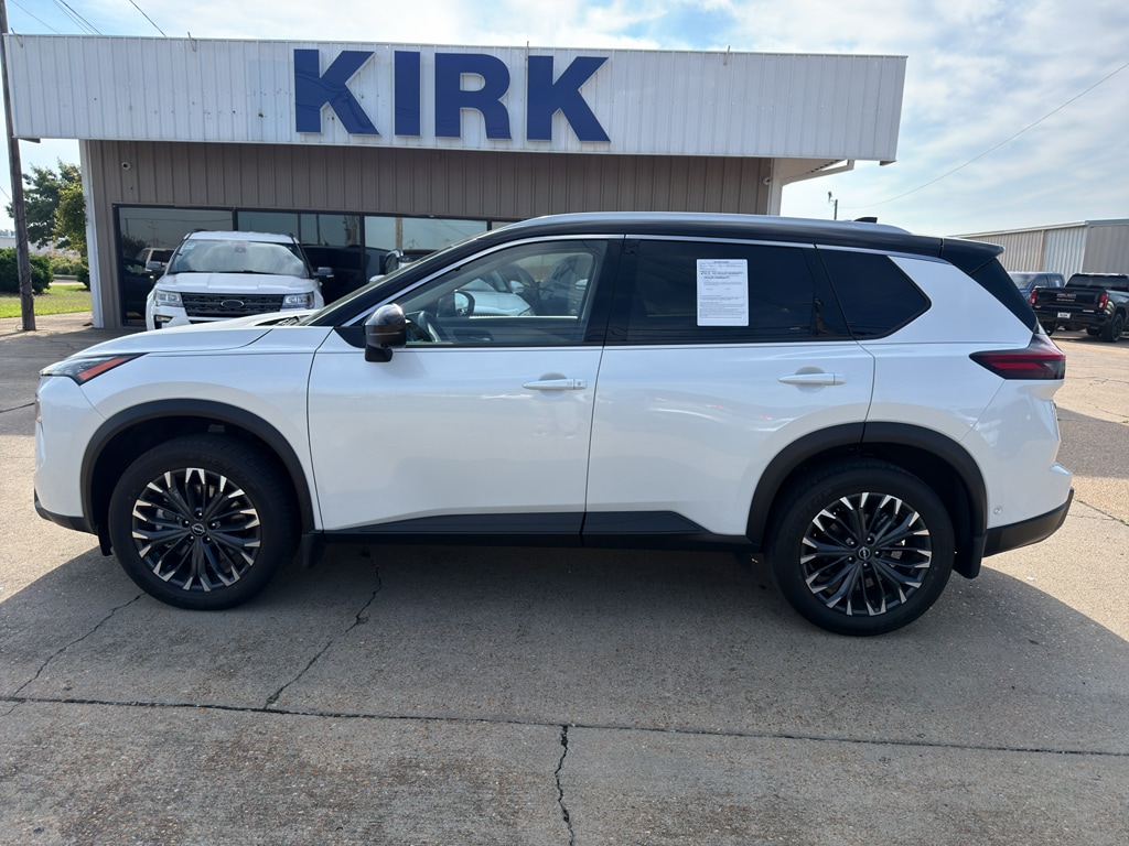 Used 2025 Nissan Rogue SL Sport Utility
