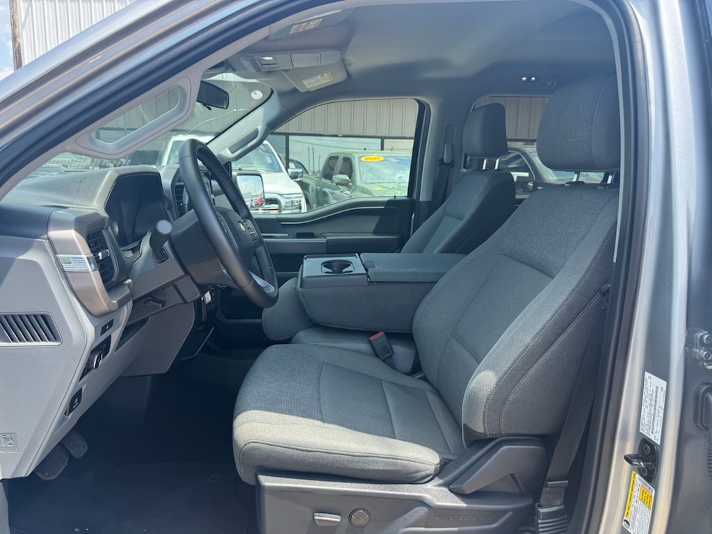 2025 Ford F-150 XLT - Photo 15
