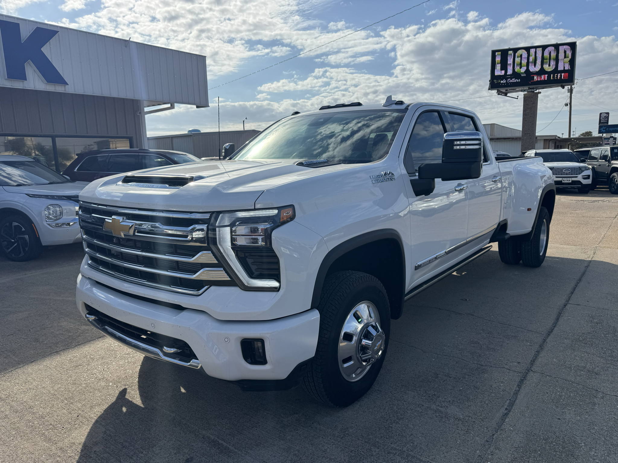 Used 2025 Chevrolet Silverado High Country Crew Cab