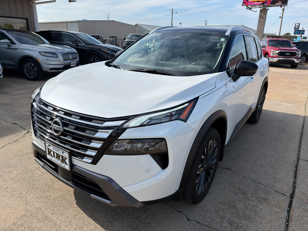 Used 2025 Nissan Rogue SL Sport Utility