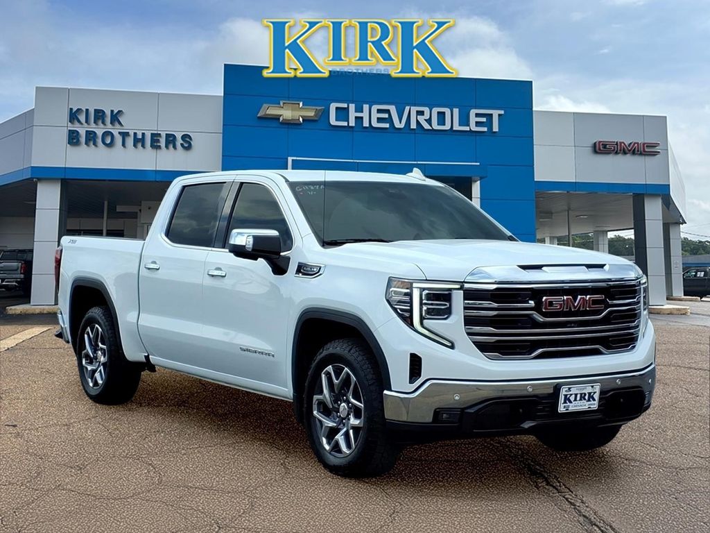 Used 2023 GMC Sierra 1500 SLT Truck Crew Cab