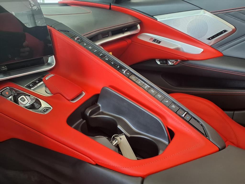 2025 Chevrolet Corvette 3LZ - Photo 9