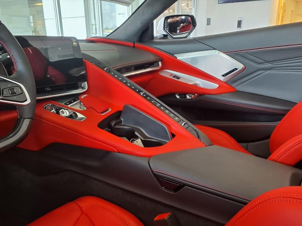 2025 Chevrolet Corvette 3LZ - Photo 6