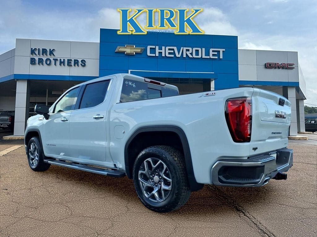 New 2026 GMC Sierra 1500 SLT Truck