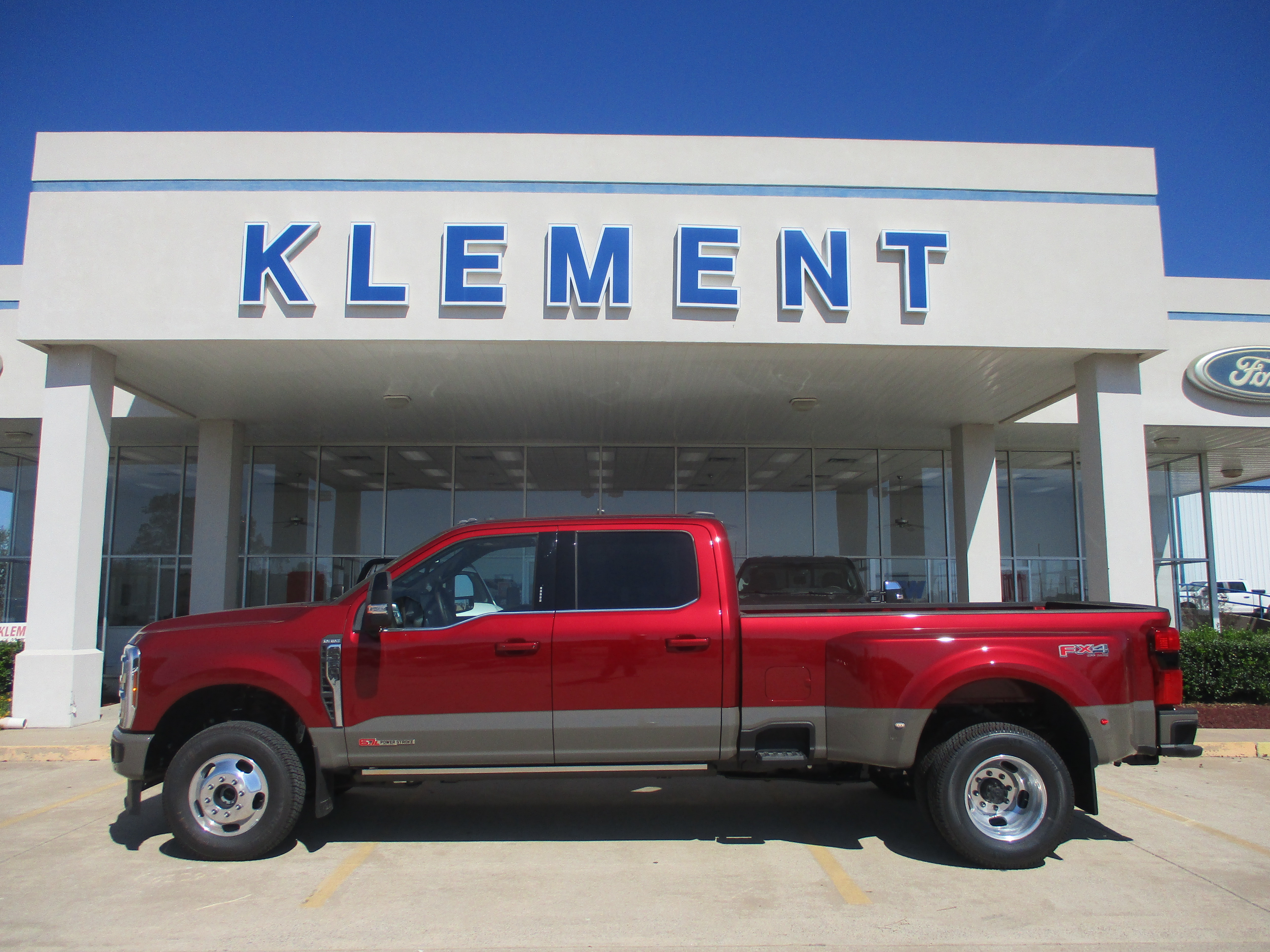  Ford Super Duty F-350 DRW