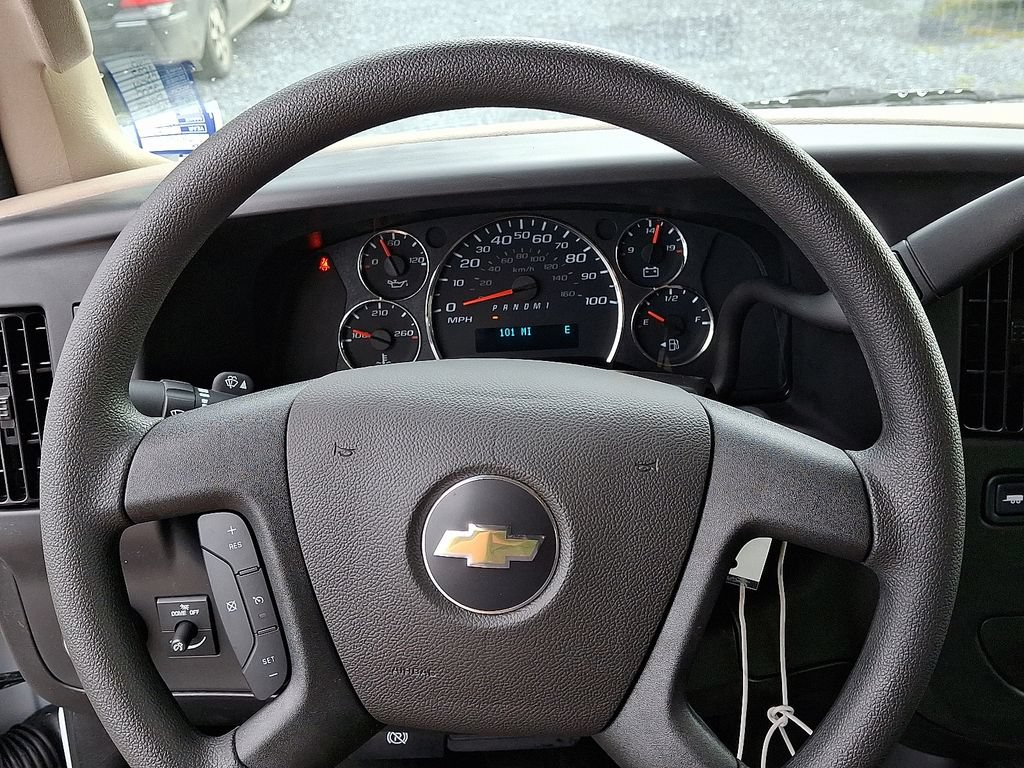 2025 Chevrolet Express Cargo Work Van - Photo 12