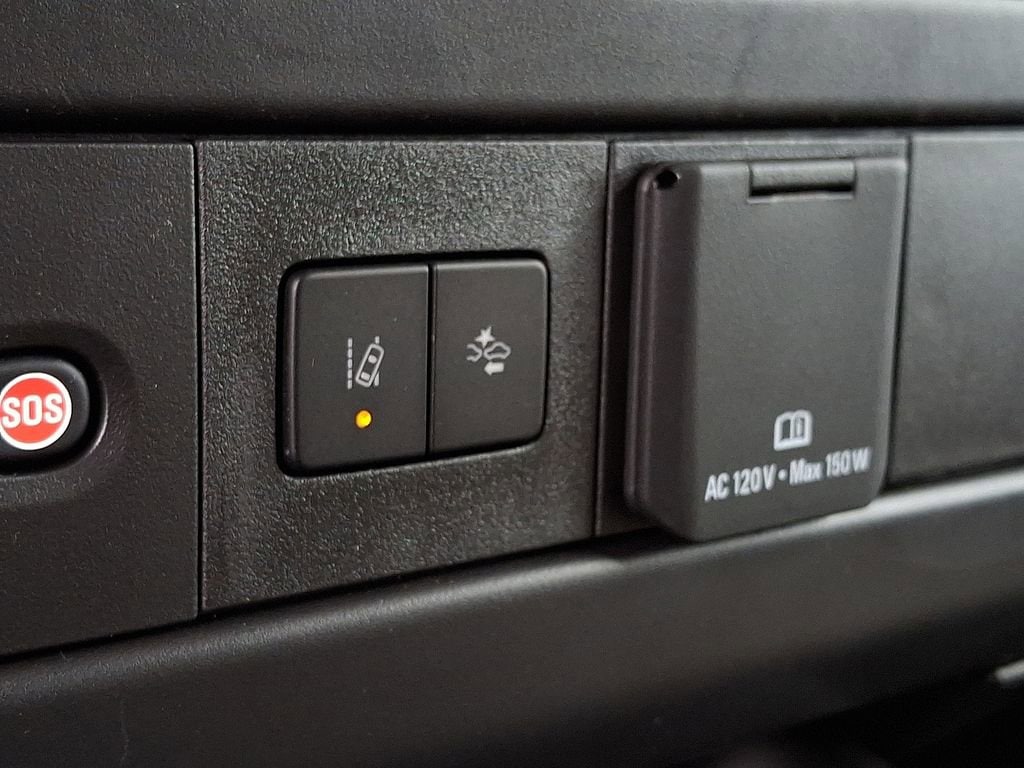 2025 Chevrolet Express Cargo Work Van - Photo 15