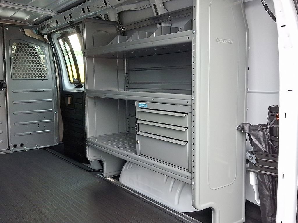 2025 Chevrolet Express Cargo Work Van - Photo 8