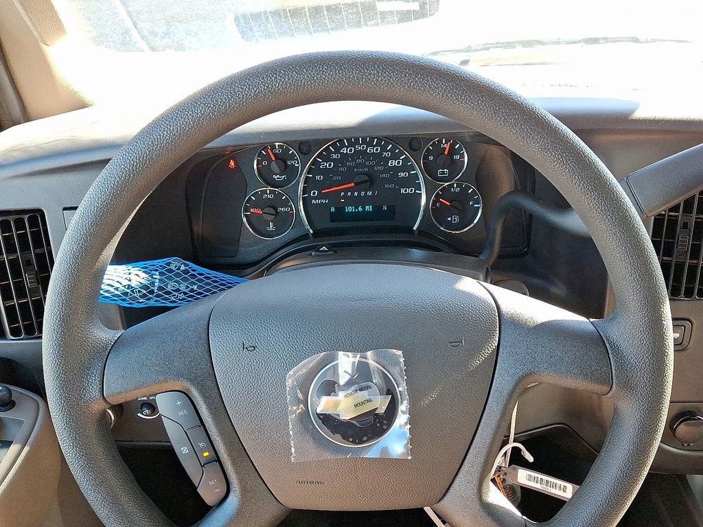 2025 Chevrolet Express Cargo Work Van - Photo 17