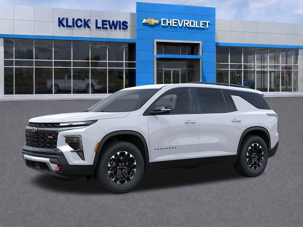 2027 Chevrolet Traverse Z71 - Photo 2