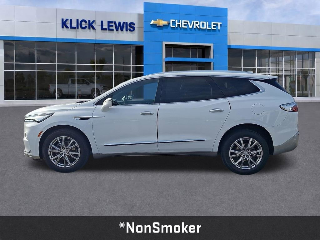 Used 2023 Buick Enclave Essence SUV