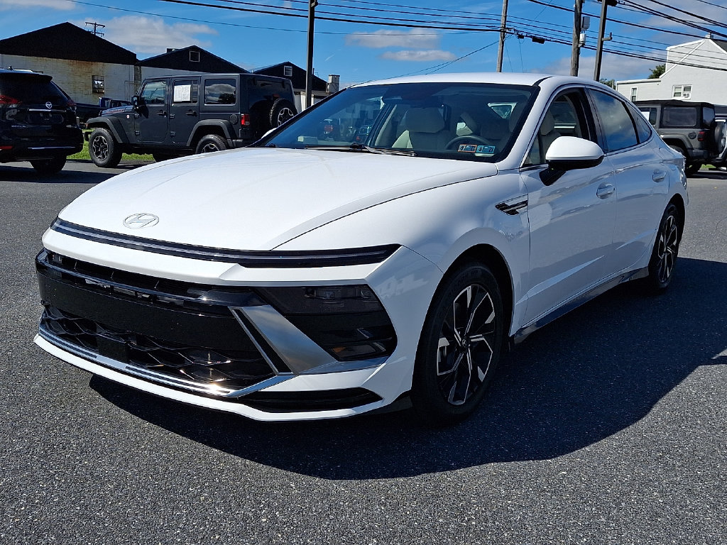 Used 2025 Hyundai Sonata SEL Sedan