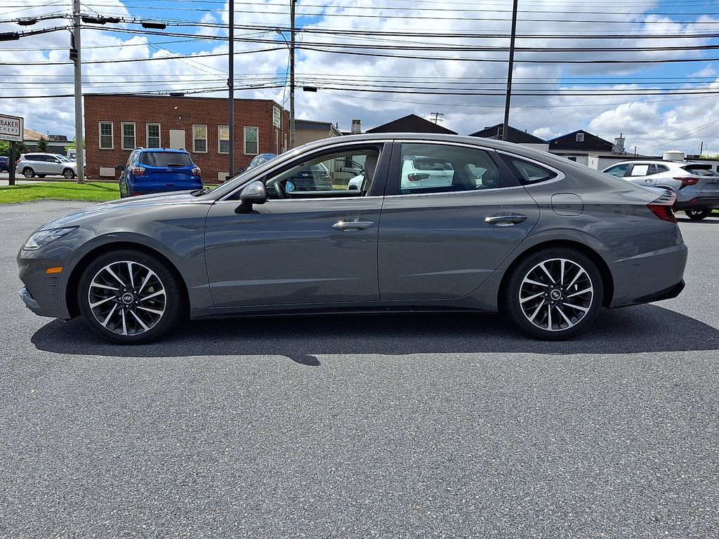2023 Hyundai Sonata Limited - Photo 2