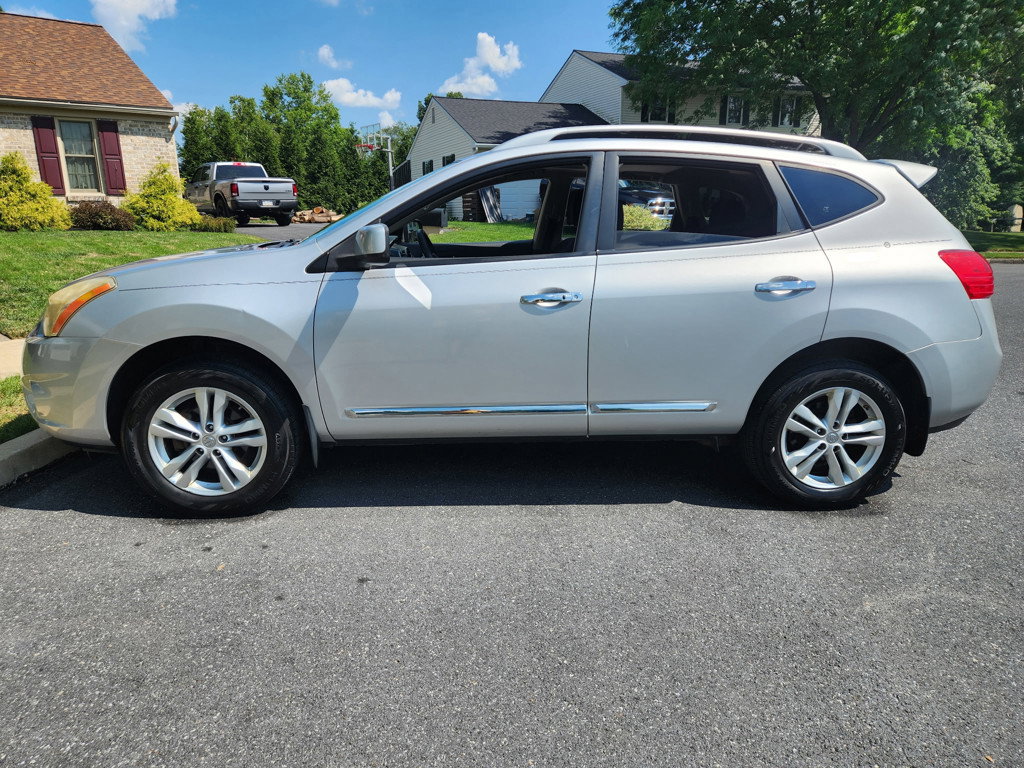 2012 Nissan Rogue SV SUV