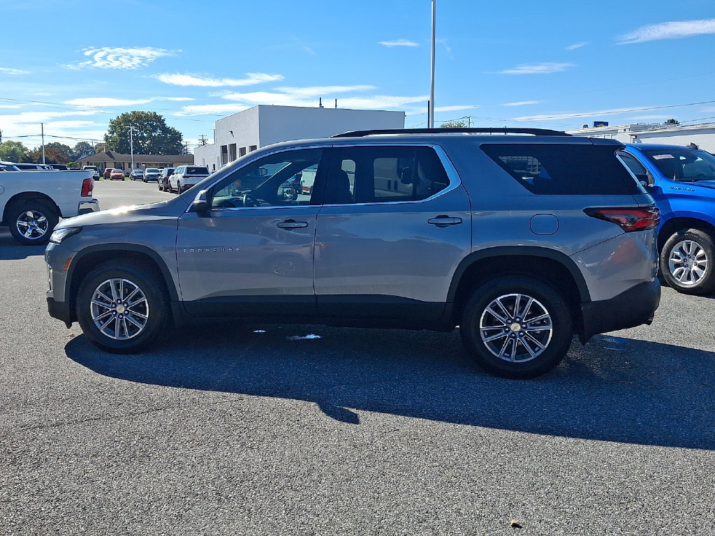 Used 2023 Chevrolet Traverse LT SUV