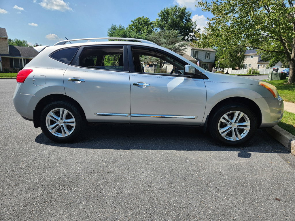 Used 2012 Nissan Rogue SV SUV