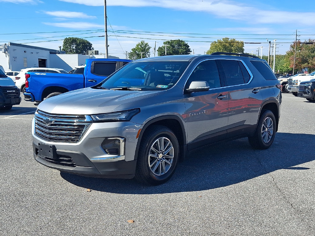 Used 2023 Chevrolet Traverse LT SUV