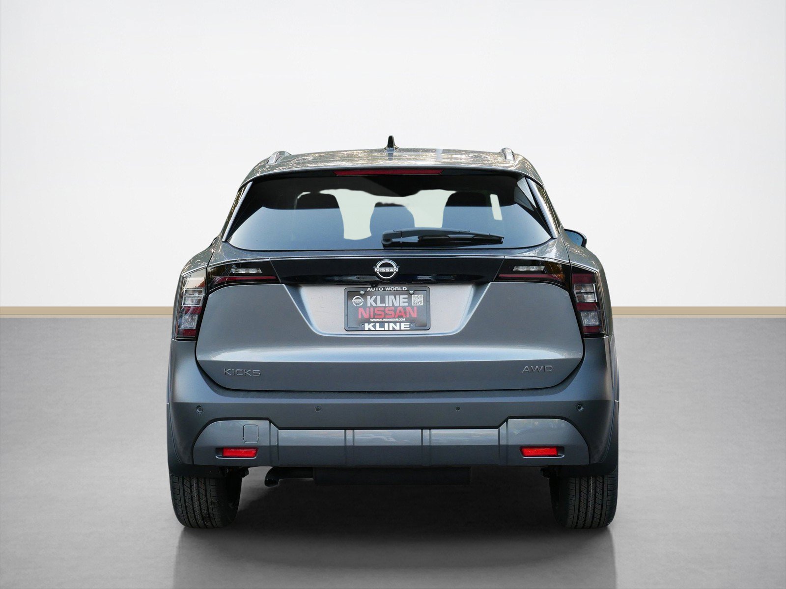 New 2027 Nissan Kicks SR SUV