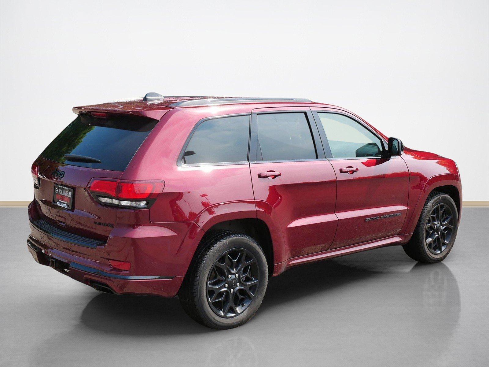 Used 2021 Jeep Grand Cherokee Limited X with VIN 1C4RJFBG8MC669283 for sale in Maplewood, Minnesota