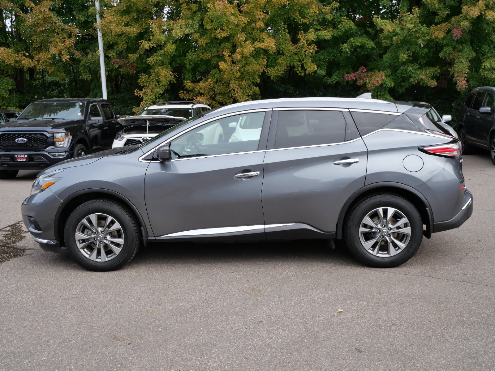 Used 2018 Nissan Murano SL with VIN 5N1AZ2MH8JN190488 for sale in Maplewood, Minnesota