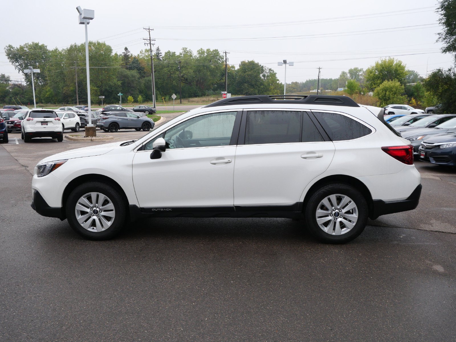 Used 2018 Subaru Outback Premium with VIN 4S4BSAHC7J3221257 for sale in Maplewood, Minnesota