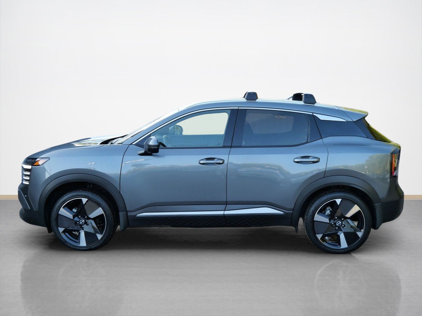 Certified 2025 Nissan Kicks SR AWD with VIN 3N8AP6DB7SL402283 for sale in Maplewood, Minnesota