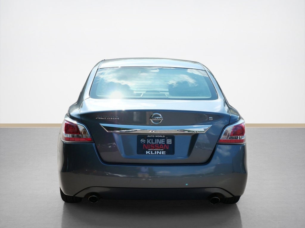 Used 2015 Nissan Altima 2.5 Sedan