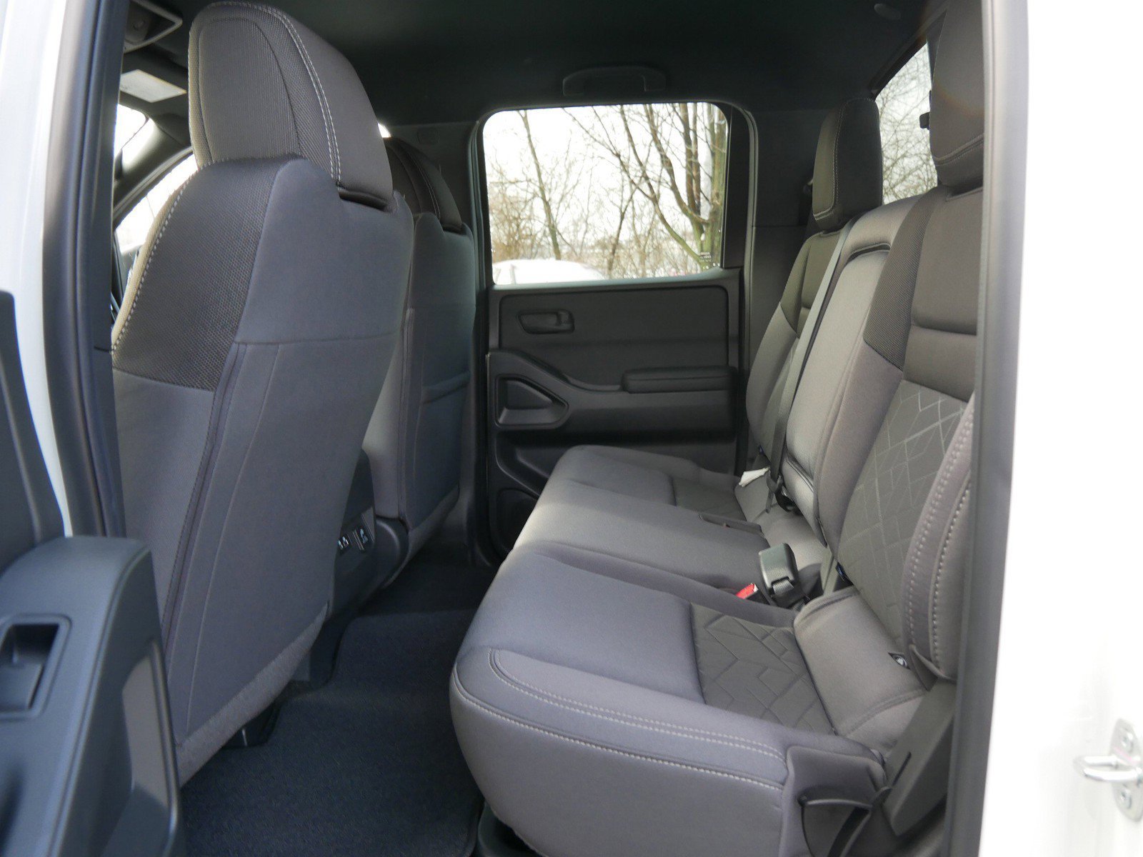 2026 Nissan Frontier SV - Photo 6