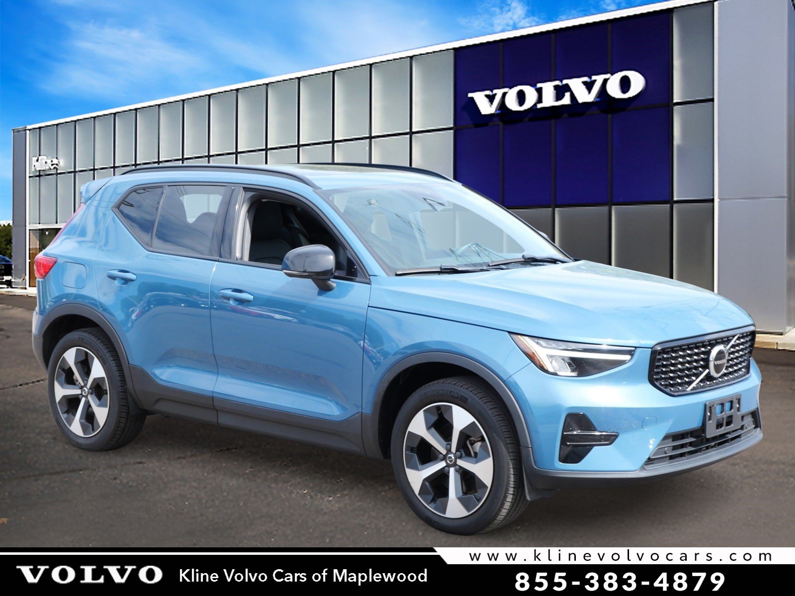 2024 Volvo XC40 Core