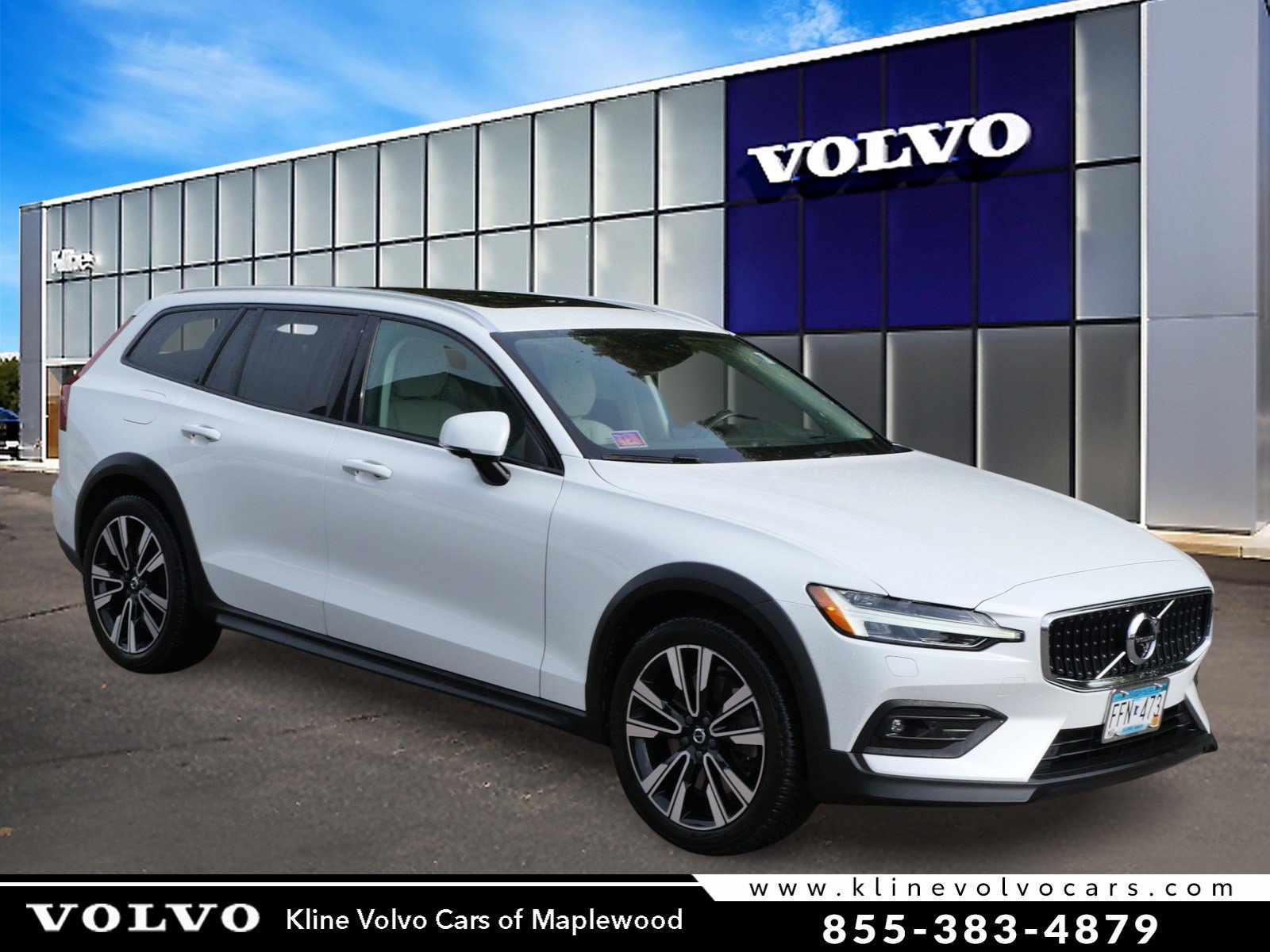 2020 Volvo V60 Cross Country Base