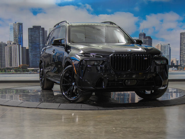2027 BMW X7 M60i SUV