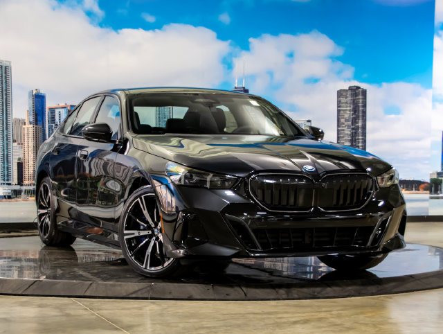 2027 BMW 550e xDrive Sedan
