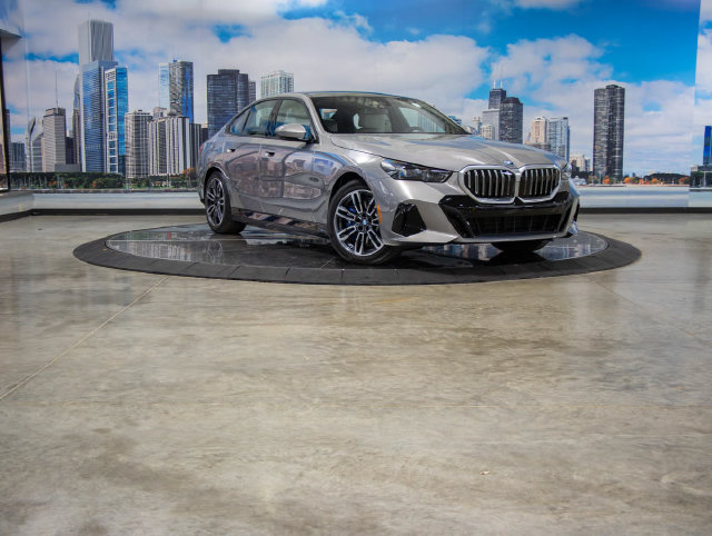 2027 BMW 550e xDrive Sedan