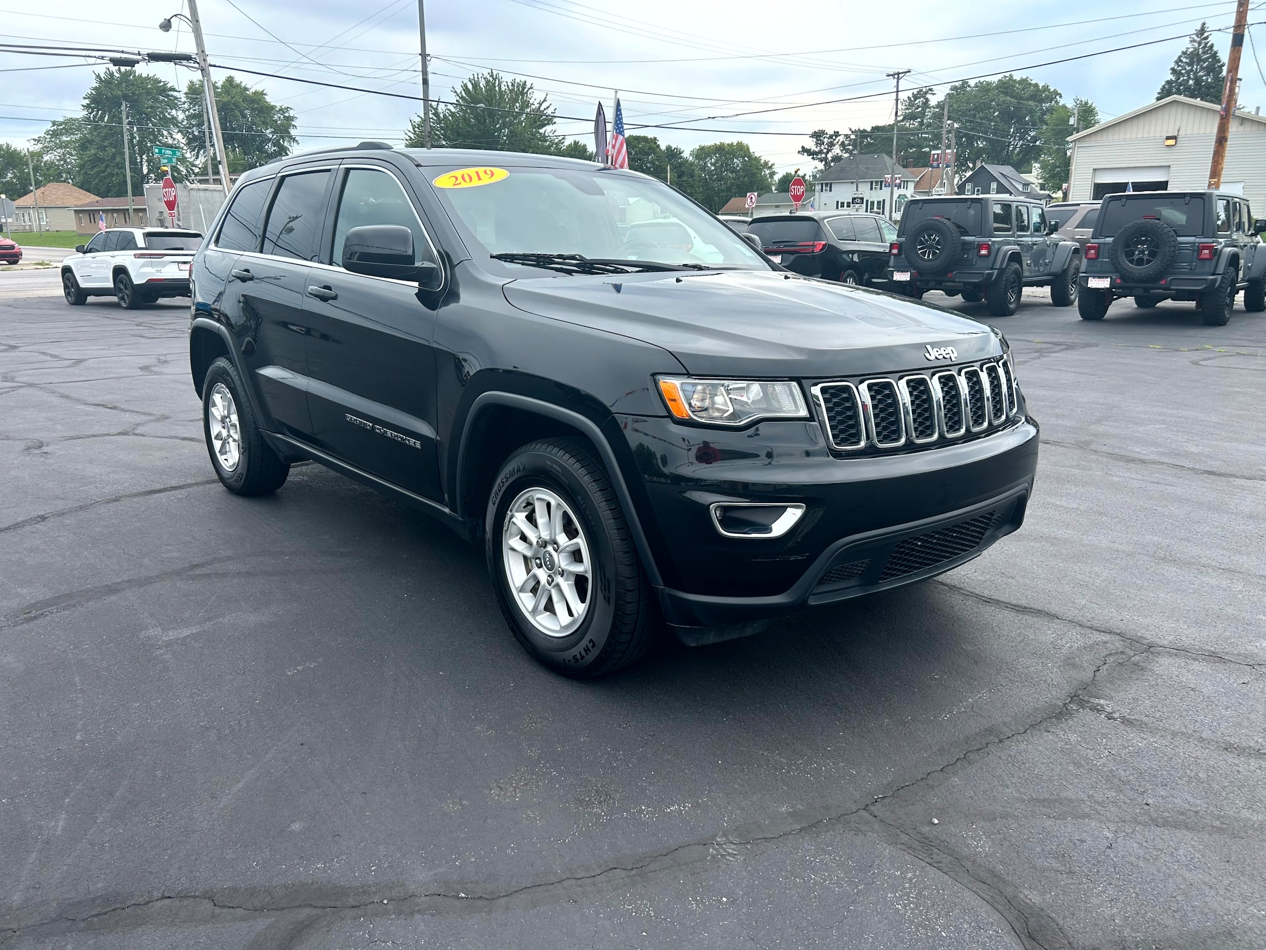 2019 Jeep Grand Cherokee Laredo E