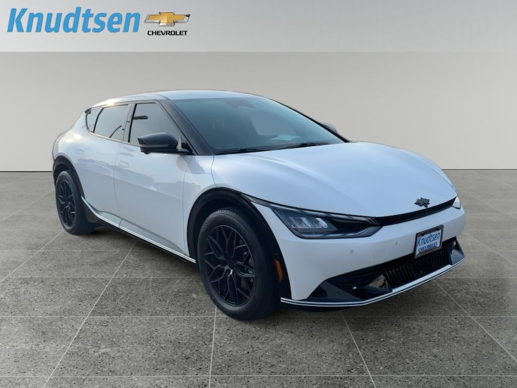 2024 Kia EV6 Wind