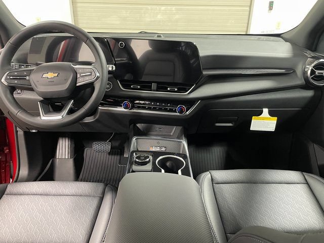 2027 Chevrolet Equinox LT - Photo 13