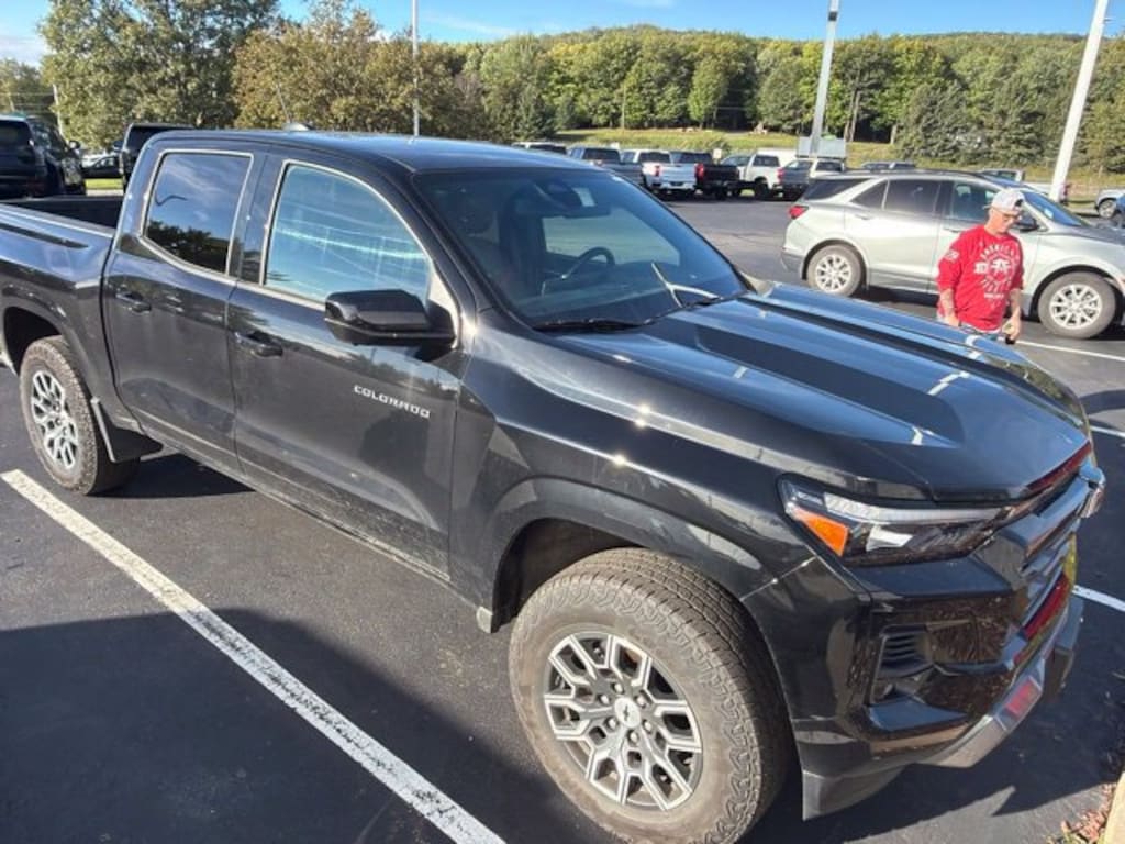 Used 2024 Chevrolet Colorado Z71 Truck