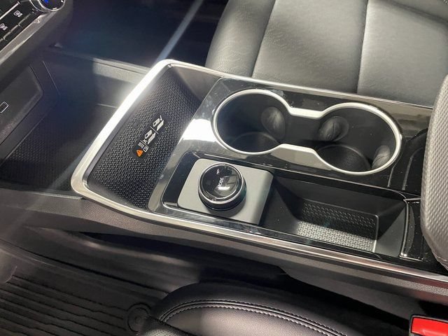 2027 Chevrolet Equinox LT - Photo 17