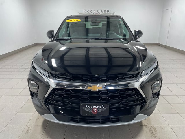 2025 Chevrolet Blazer 2LT - Photo 2